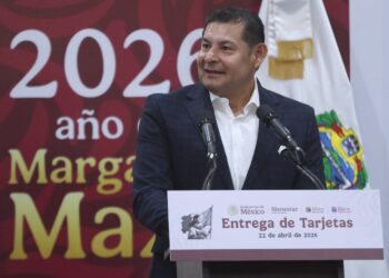 Pensión para adultos mayores deja derrama de 4 mil millones bimestrales en Puebla; Armenta destaca coordinación