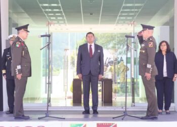 Nuevo mando militar en Puebla: toma protesta el general Juan Ernesto Estrada