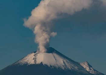 Alerta por ceniza del Popocatépetl: autoridades piden extremar precauciones