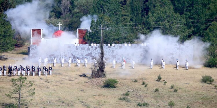 Con patriotismo y disciplina se escenifica la Batalla del 5 de Mayo en Puebla