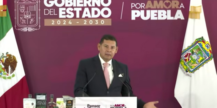 Más de mil familias poblanas recibirán apoyo mediante el programa “Volver a Crecer”