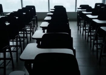CNTE y Unión de Padres de Familia se lanzan contra la SEP por recortar calendario escolar
