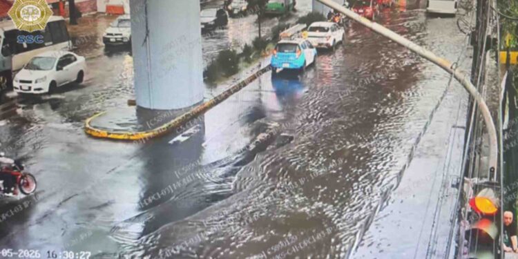 Lluvias colapsan vialidades en CDMX; estas son las zonas con severos encharcamientos