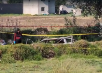 Investigan hallazgo de cuerpo dentro de auto incendiado en Amozoc