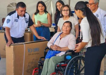 Realizan jornada de salud y entrega de apoyos funcionales en Nealtican