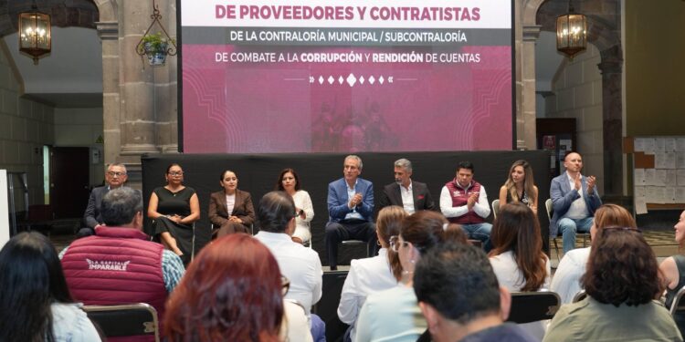 Gobierno de Pepe Chedraui moderniza procesos con la presentación del Sistema Integral de Proveedores y Contratistas