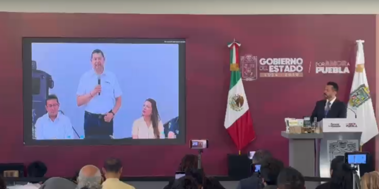 Armenta destaca apoyo al campo y desarrollo económico durante gira en Acatlán de Osorio