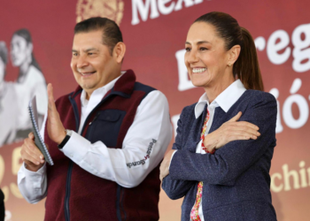 Claudia Sheinbaum reconoce estrategia de Armenta para rehabilitar vialidades en Puebla