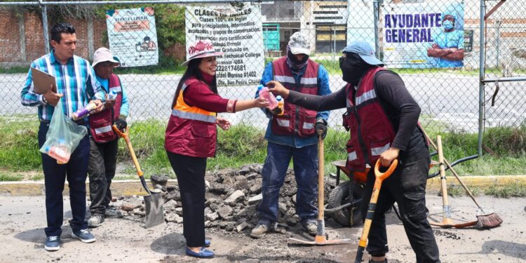 Tonantzin Fernández impulsa el programa de bacheo más amplio en la historia reciente de San Pedro Cholula