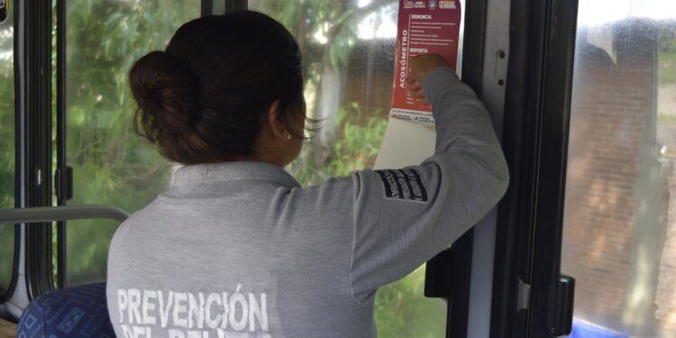 Impulsa Tonantzin Fernández acciones para prevenir el acoso en el transporte público