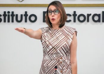 Christian Mariana Ceballos Garduño rinde protesta como consejera presidenta provisional del IEE
