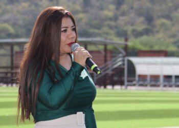 Guadalupe Bárcenas seguirá al frente de Acatlán durante auditoría