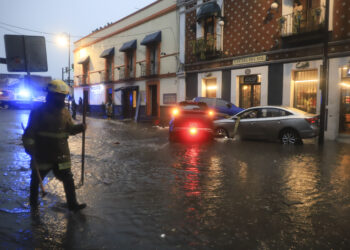 Todas las vialidades en Puebla operan con normalidad tras lluvias: García Parra