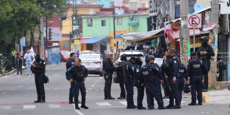 Fuerzas de seguridad detienen a dos probables responsables de los hechos registrados en inmediaciones del Mercado Morelos