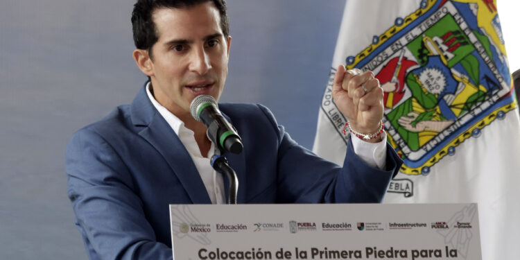 Rommel Pacheco visitará Puebla para inaugurar cancha y recorrer la Universidad del Deporte