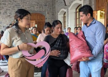 SEDIF amplía entrega de apoyos funcionales y alimentarios en municipios de Puebla