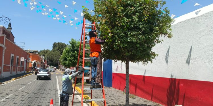 Refuerza Tonantzin Fernández acciones de servicios públicos para mejorar la imagen urbana de San Pedro Cholula