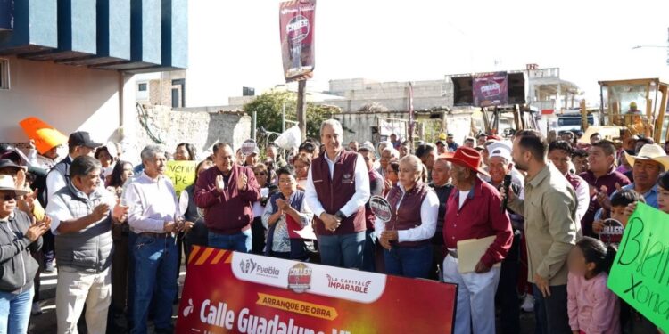 Inicia Pepe Chedraui obras de rehabilitación vial en la Junta Auxiliar de Santa María Xonacatepec