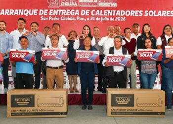 A través de calentadores solares, lleva Tonantzin Fernández bienestar a más de 10 mil cholultecas