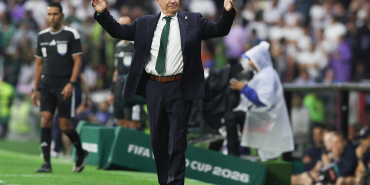 Javier Aguirre no continuará con México; le desea suerte a Rafael Márquez
