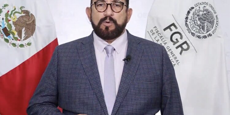 Ulises Lara López renuncia como fiscal de Asuntos Relevantes de la FGR
