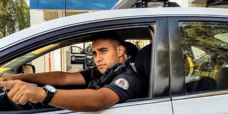 “Ya estoy descansando”: joven policía se arroja de distribuidor vial en Guanajuato