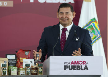 Alejandro Armenta asegura que no impulsa aspiraciones políticas y respalda el trabajo de Morena