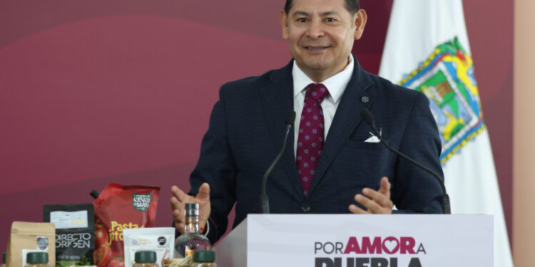 Alejandro Armenta asegura que no impulsa aspiraciones políticas y respalda el trabajo de Morena