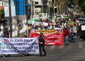 Armenta acusa intereses políticos detrás de protestas contra obras en Puebla