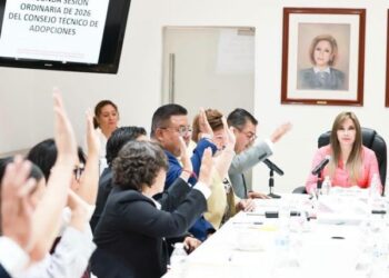 Concretan tres adopciones en Puebla y asignan a cinco menores a familias en espera