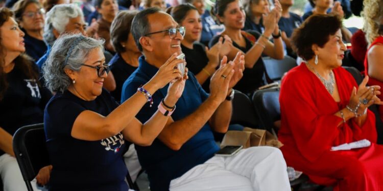 Realiza DIF Puebla Capital activación física masiva de personas adultas mayores en la Laguna de Chapulco”