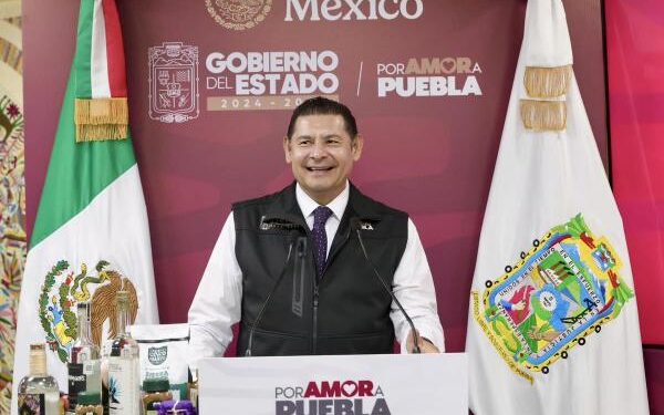 Gobierno estatal transforma eficiencia financiera en más obra para Puebla.