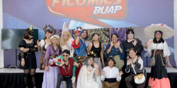 Ficómics BUAP se llena de magia con la Feria Medieval Neomagic Fest