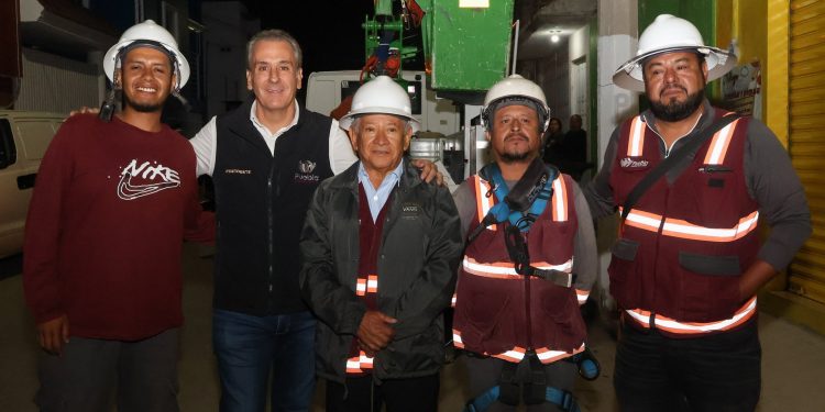 Con Puebla Brilla, Pepe Chedraui moderniza al 100 por ciento alumbrado en Jardines de San José