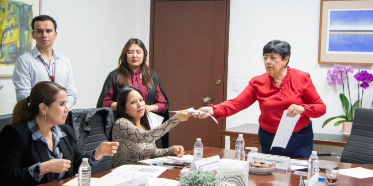 Avanza gobierno estatal en evaluación para nuevas concesiones de transporte público