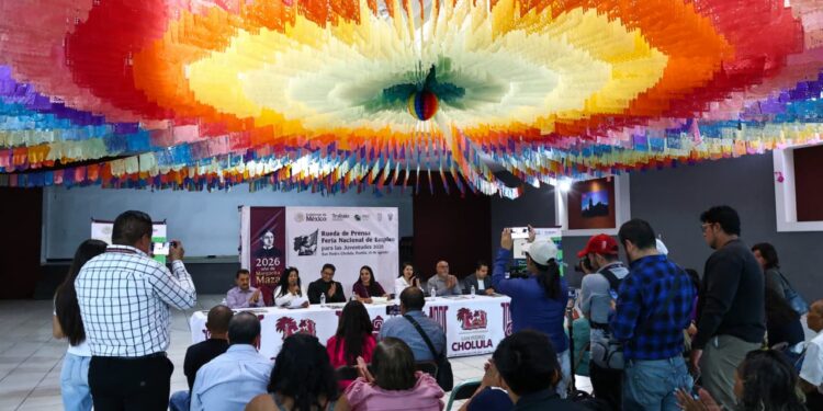 Impulsa Tonantzin Fernández oportunidades laborales para las y los cholultecas