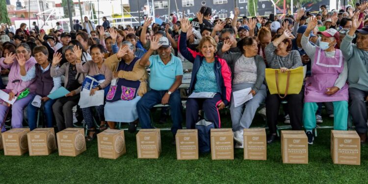 Entrega Pepe Chedraui más de 7 mil despensas en Romero Vargas