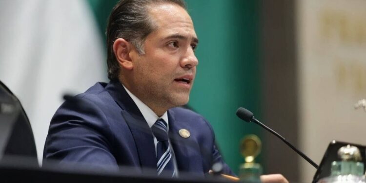 “Me quitaré la playera partidista”: Raúl Bolaños promete neutralidad como presidente de la Cámara de Diputados