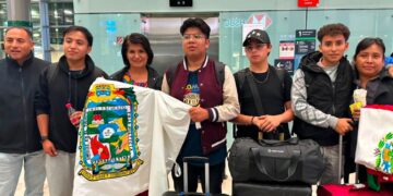 Regresan a Puebla estudiantes de la UTH tras sismo en Colombia