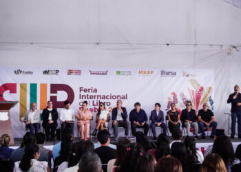 Arranca la Feria Internacional del Libro Puebla 2026 en el Zócalo de la ciudad