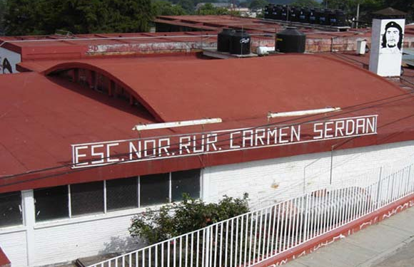 Van 16 denuncias por presunta violencia en la Normal Rural de Teteles; 43 jóvenes desertaron: Segob