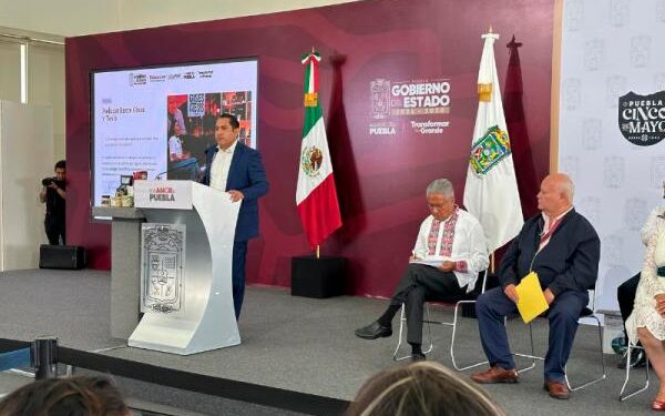 Presenta IPMP acciones de formación para maestras y maestros de Puebla