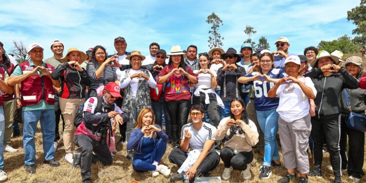 Con el respaldo del Gobierno del Estado, Tonantzin Fernández encabeza jornada de reforestación en el Cerro Zapotecas