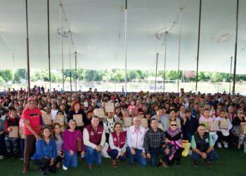 Lleva Gobierno de Pepe Chedraui programa “Alimentación Imparable” a San Felipe Hueyotlipan