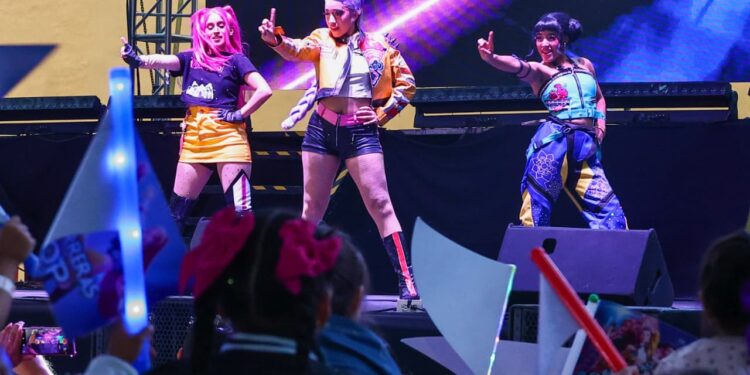 Miles de niñas y niños disfrutaron del tributo a Las Guerreras K-Pop en la Feria Milenaria de San Pedro Cholula