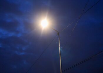 Moderniza Gobierno de Pepe Chedraui 101 luminarias en la colonia Alseseca