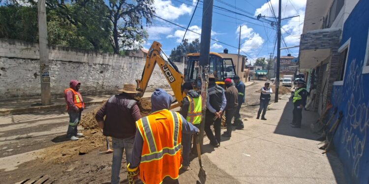 Agua de Puebla inició la rehabilitación de las redes de agua potable y drenaje sanitario en la colonia Ignacio Zaragoza