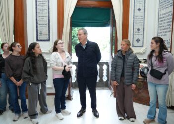 Recibe Pepe Chedraui a estudiantes de Medicina Veterinaria de Oregon State University