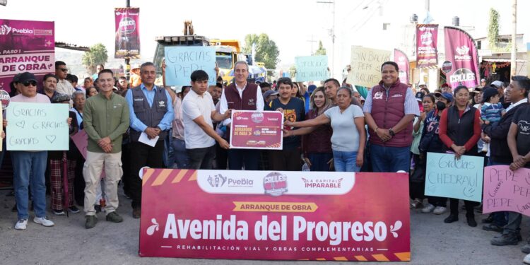 Impulsa Pepe Chedraui trabajos de rehabilitación vial en San Francisco Totimehuacan