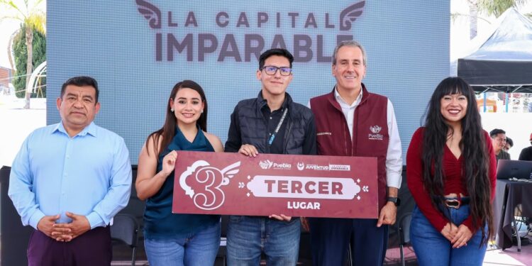 Acerca Pepe Chedraui oportunidades de emprendimiento a las juventudes de San Miguel Canoa